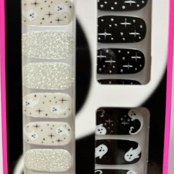 DASHING DIVA GLOSS HALLOWEEN GLOW IN THE DARK GHOSTLY TOUCH GEL NAIL PALETTE - Picture 6 of 9